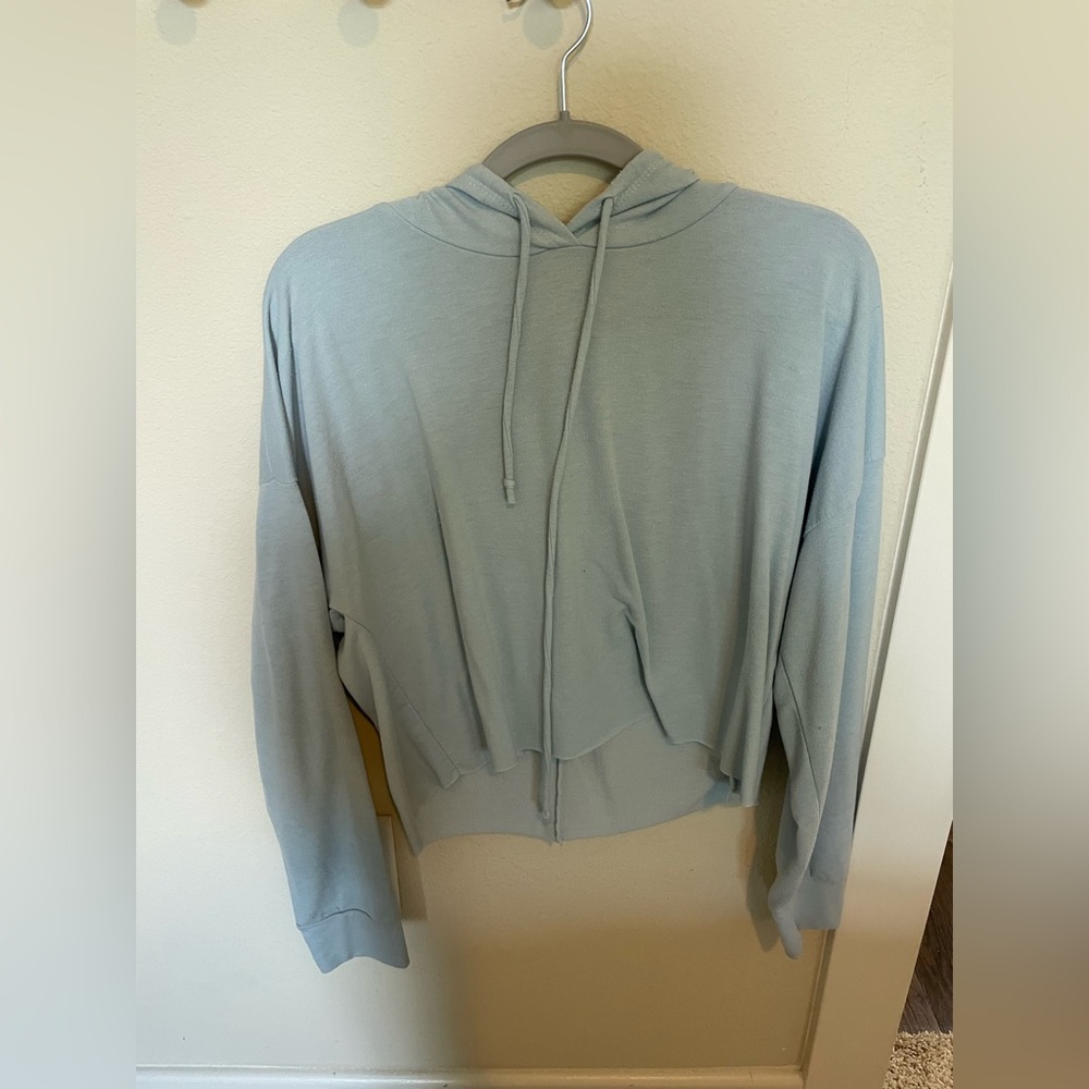 Blue long sleeve crop top